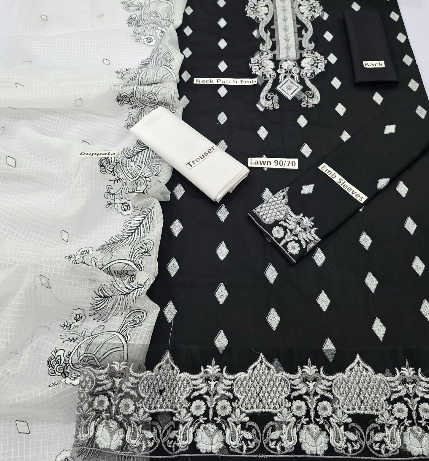 Fabric: High-Quality Lawn 90/70